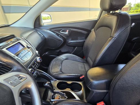 Used 2013 Hyundai Tucson GLS AWD/4WD image 12
