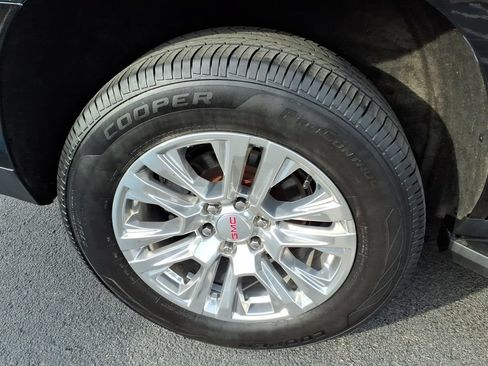 Used 2022 GMC Yukon Denali AWD/4WD image 28