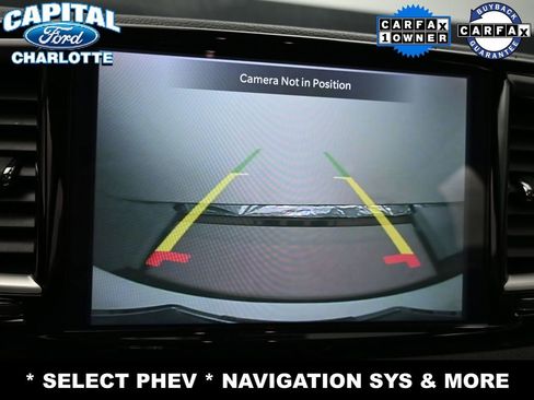 Used 2024 Chrysler Pacifica Select image 24