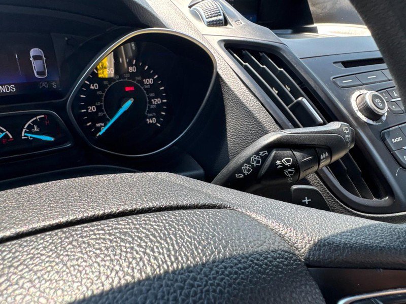 Used 2017 Ford Escape SE AWD/4WD image 19