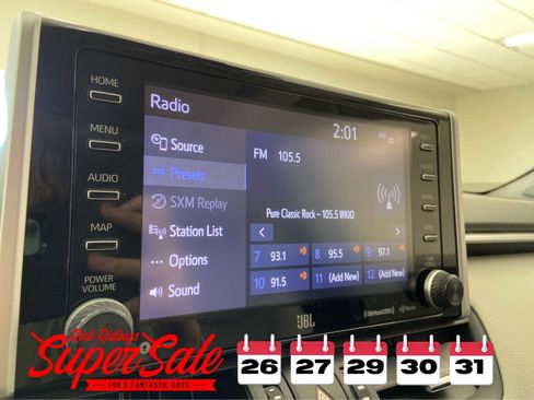 Used 2019 Toyota RAV4 XLE Premium image 26