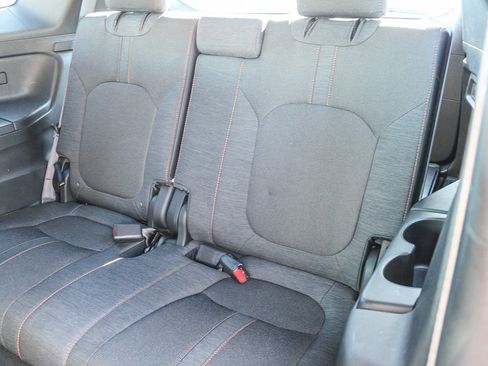 Used 2025 Honda Pilot Sport image 20