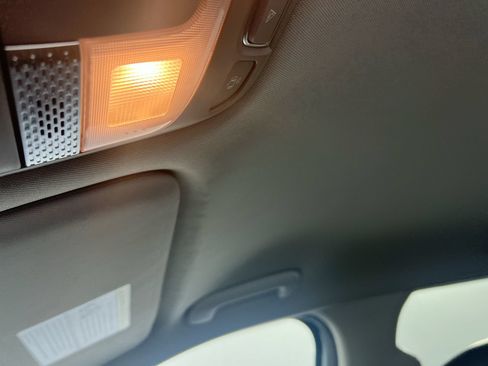 Certified 2022 Kia Telluride LX FWD image 15
