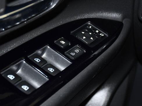 Used 2020 Mitsubishi Outlander LE AWD/4WD image 33