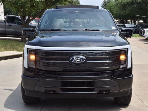 Certified 2025 Ford F150 Lightning Platinum AWD/4WD image 3
