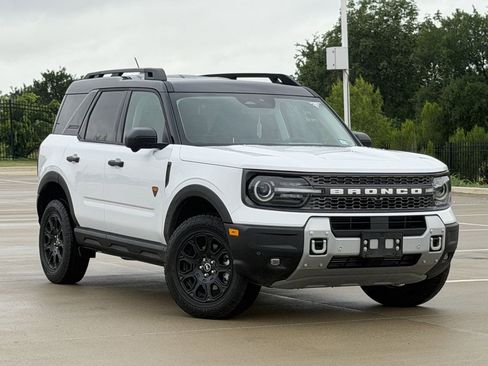 Used 2026 Ford Bronco Sport Badlands AWD/4WD image 2