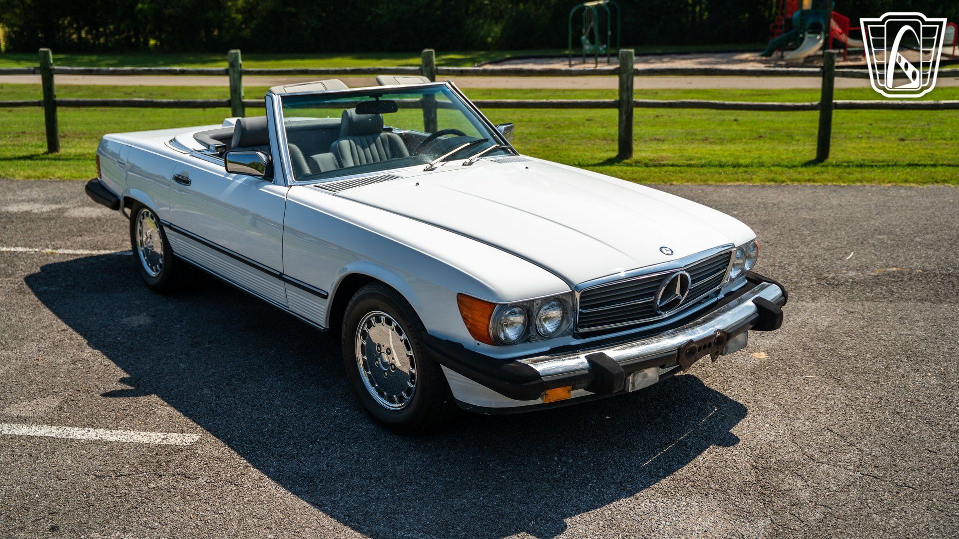 Used 1987 Mercedes-Benz 560 SL image 23