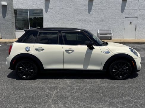 Used 2020 MINI Cooper S FWD image 6