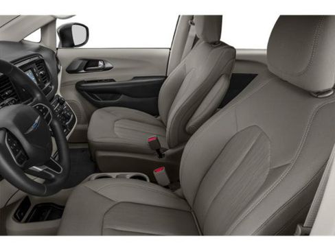 Used 2020 Chrysler Pacifica Touring w/ Advanced Safetytec Group FWD image 14