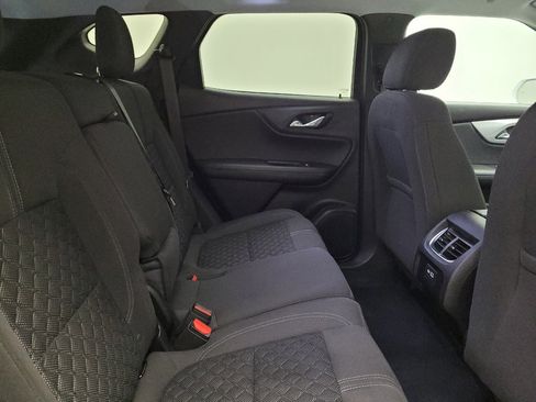 Used 2020 Chevrolet Blazer LT image 19