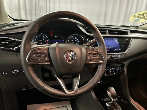 Used 2023 Buick Encore GX Essence image 15