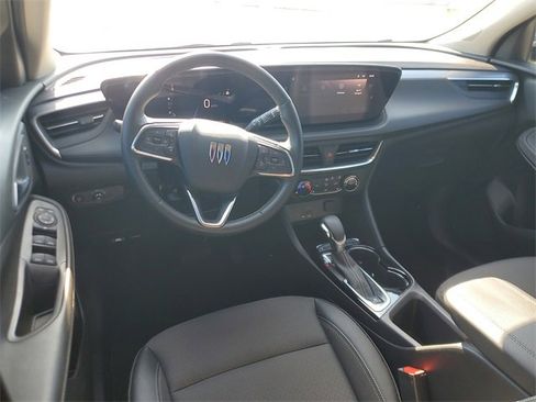 Used 2024 Buick Encore GX Preferred w/ Comfort Package image 11
