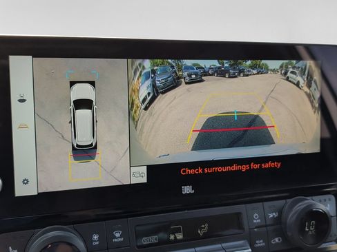 Used 2024 Toyota Grand Highlander AWD Hybrid image 22
