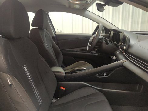 Used 2021 Hyundai Elantra SEL FWD image 21