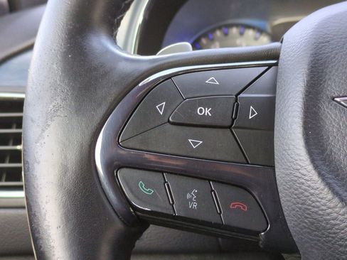 Used 2015 Chrysler 200 S w/ Comfort Group image 27