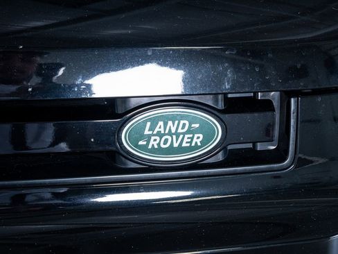 Used 2022 Land Rover Defender 90 X image 16