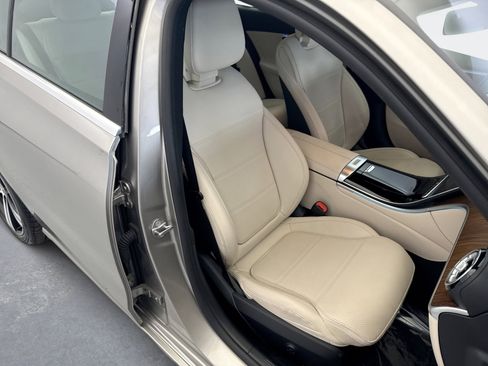 Used 2022 Mercedes-Benz C 300 4MATIC Sedan image 16