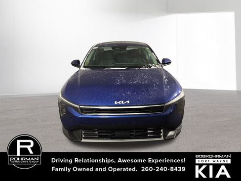 Certified 2025 Kia K4 EX image 3