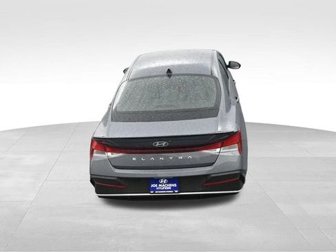 New 2026 Hyundai Elantra Sport FWD image 26