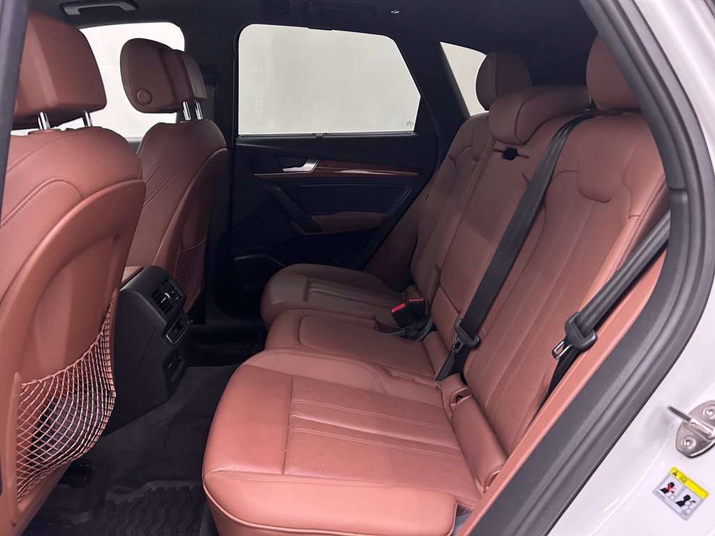 Used 2021 Audi Q5 2.0T Premium Plus w/ Premium Plus Package AWD/4WD image 12