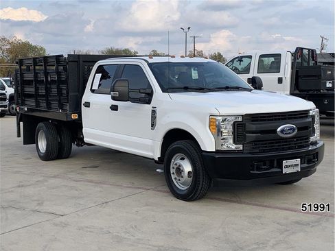 Used 2017 Ford F350 XL w/ Power Equipment Group image 3