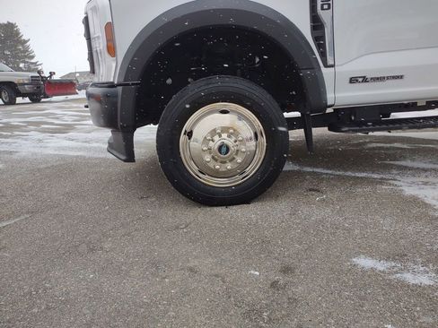 Used 2024 Ford F550 4x4 Regular Cab Super Duty image 21