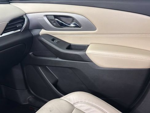 Used 2023 Chevrolet Traverse LS w/ Safety Package FWD image 23