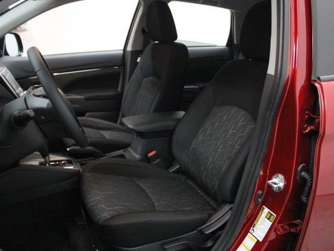 New 2026 Mitsubishi Outlander Sport LE image 7