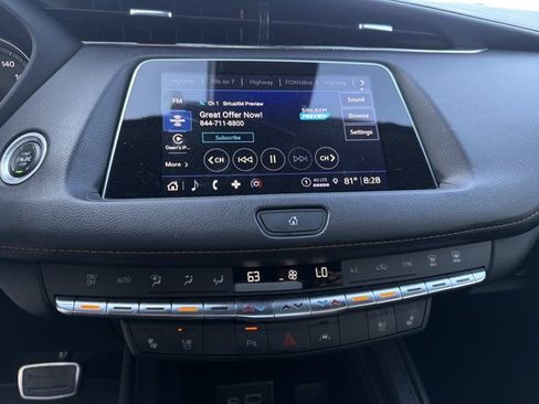 Used 2023 Cadillac XT4 Sport FWD image 27