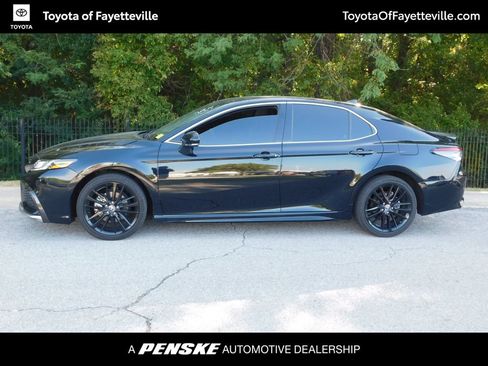 Used 2024 Toyota Camry XSE FWD image 2
