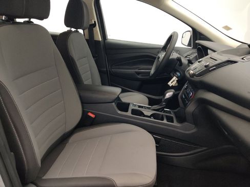 Used 2017 Ford Escape S FWD image 21
