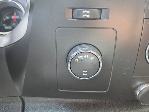 Used 2013 GMC Sierra 1500 SLE w/ Power Tech Package image 6