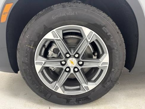 New 2026 Chevrolet Blazer LT w/ Convenience Package AWD/4WD image 37