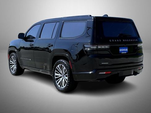 Used 2022 Jeep Grand Wagoneer Series III w/ Flexible Seating Group AWD/4WD image 7