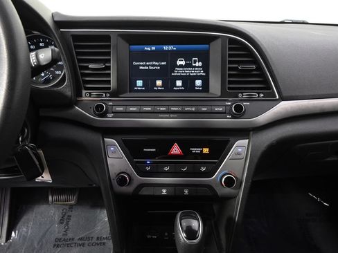 Used 2018 Hyundai Elantra SEL FWD image 27
