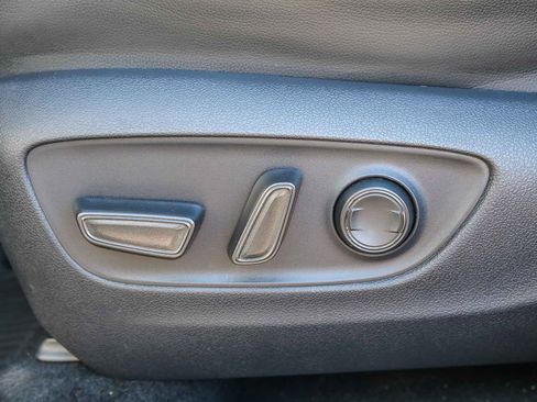 Certified 2022 Toyota Highlander XLE image 21