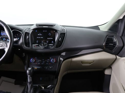 Used 2017 Ford Escape Titanium image 30