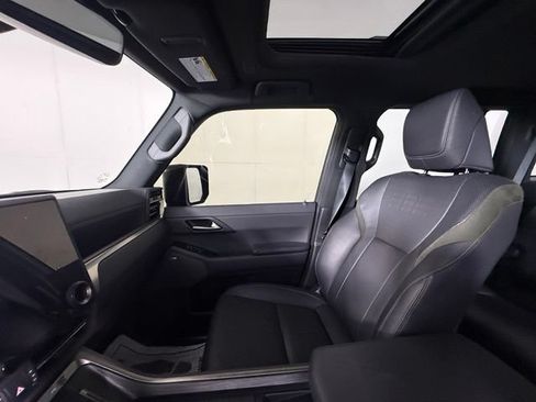 Used 2024 Lexus GX 550 AWD/4WD image 18