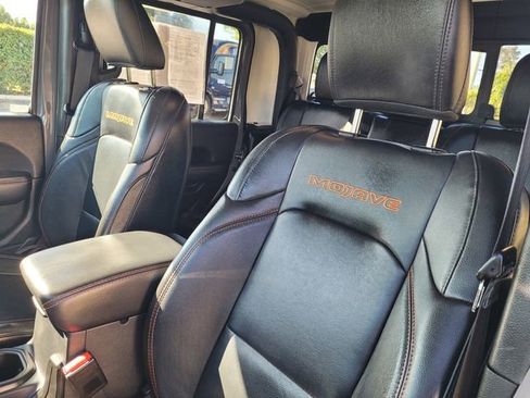 Certified 2023 Jeep Gladiator Mojave w/ Cold Weather Group AWD/4WD image 13