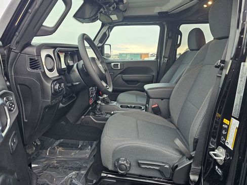 New 2026 Jeep Gladiator Willys image 10