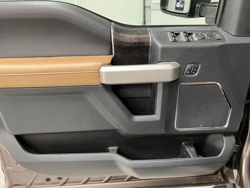 Used 2022 Ford F350 Lariat w/ Lariat Value Package image 20