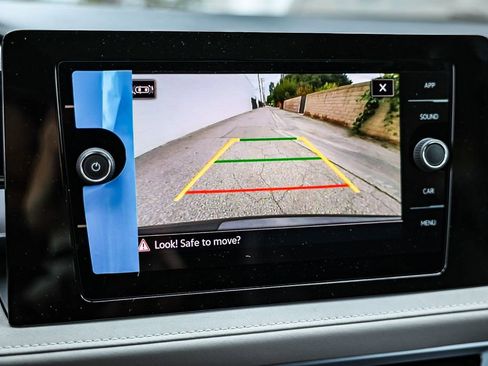 New 2026 Volkswagen Taos SE image 37