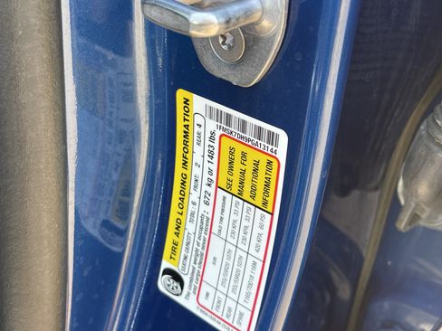 Used 2023 Ford Explorer XLT w/ Equipment Group 202A RWD image 33