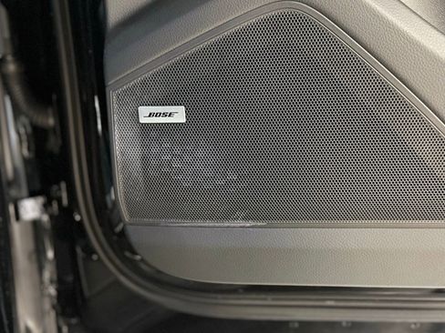 Used 2025 Porsche Cayenne Coupe AWD/4WD image 56