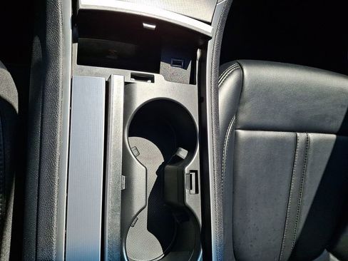Used 2019 Lincoln MKZ Premiere FWD image 24