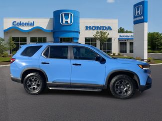 Used 2025 Honda Pilot TrailSport video 2
