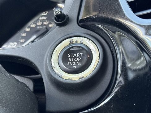 Used 2017 Mitsubishi Outlander SEL image 35