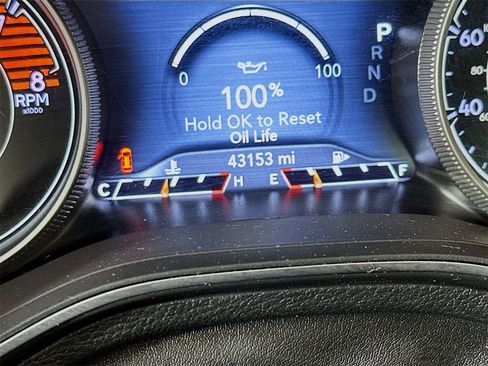 Used 2020 Jeep Cherokee Trailhawk w/ Cold Weather Group image 12