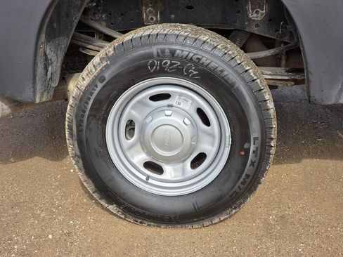 Used 2015 Ford F350 Lariat image 10