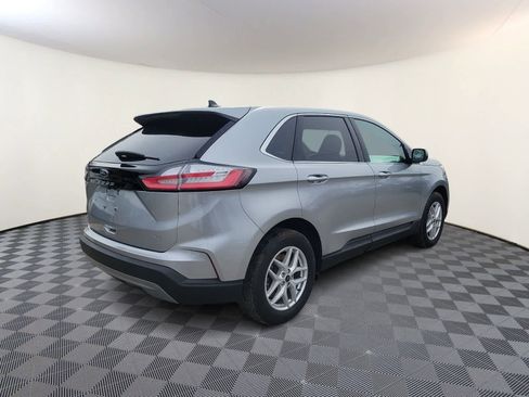 Used 2024 Ford Edge SEL image 5